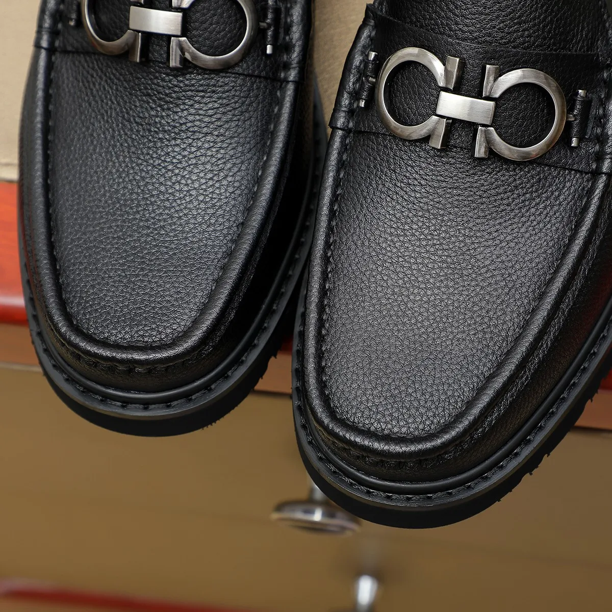 Men's shoes 💰500 Ferragamo [Ferragamo] top imported suit men's shoes 💯Original copy of the official website, product materials: selected imported embossed calfskin + luxury hardware buckle accessories ~ imported water-dyed cow 🐂 leather lining. Strong three-dimensional visual effect, original combination outsole, multiple colors available😘 Size: 38-44 (.45.46.4. Customized)